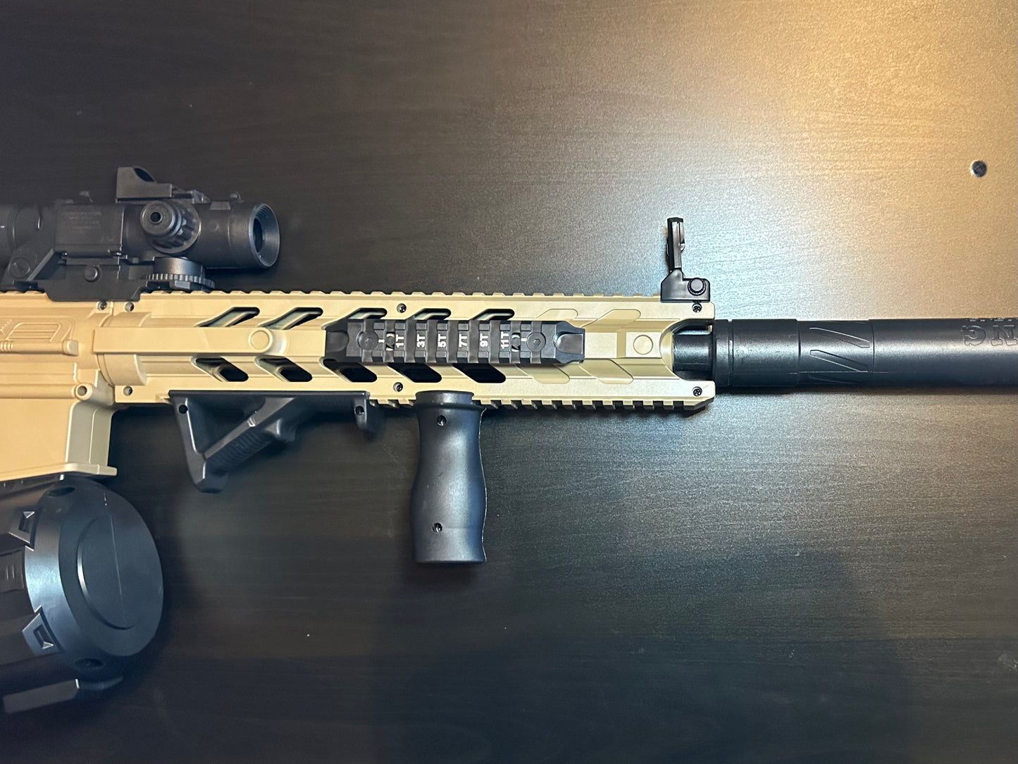 M4 Sand GelBlaster [+10,000 Orbeez]